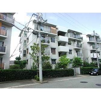 公団千里緑丘団地３４号棟 外観