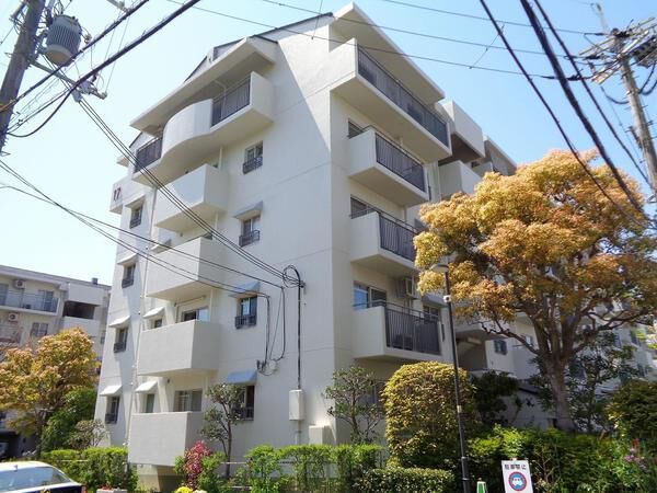 公団千里緑丘団地３９号棟 外観