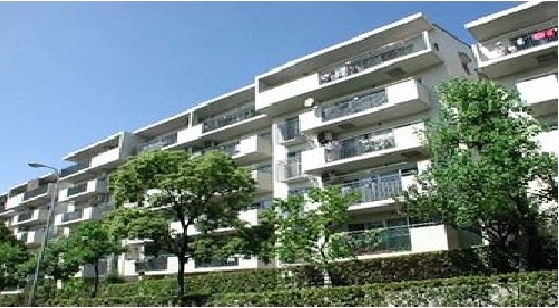 公団千里緑丘団地６号棟 外観