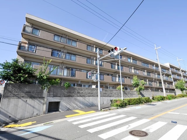 コープ野村豊中立花町 外観