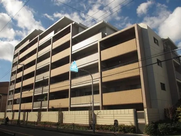 イニシア豊中長興寺公園 外観