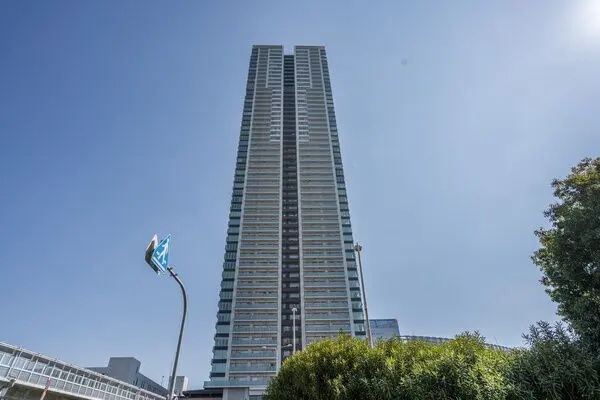 シエリアタワー千里中央 外観