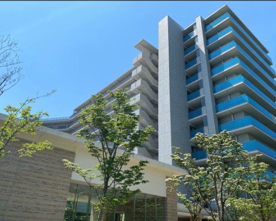 ジェイグラン千里中央 外観