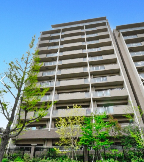 グランドメゾン千里中央東丘３番館 外観