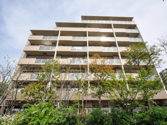 グランドメゾン千里中央東丘１番館 外観