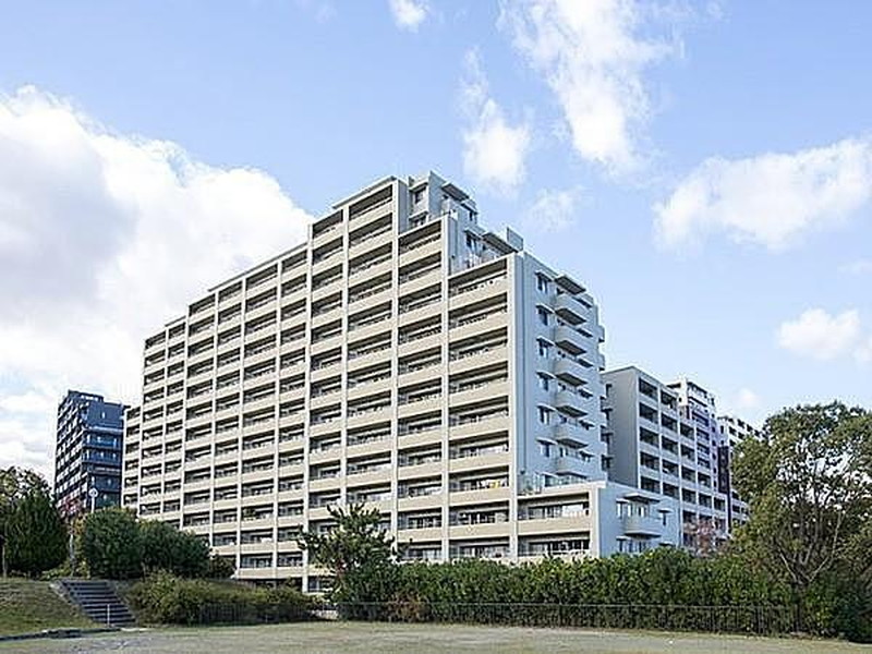 ジオメゾン新千里東町２番館 外観