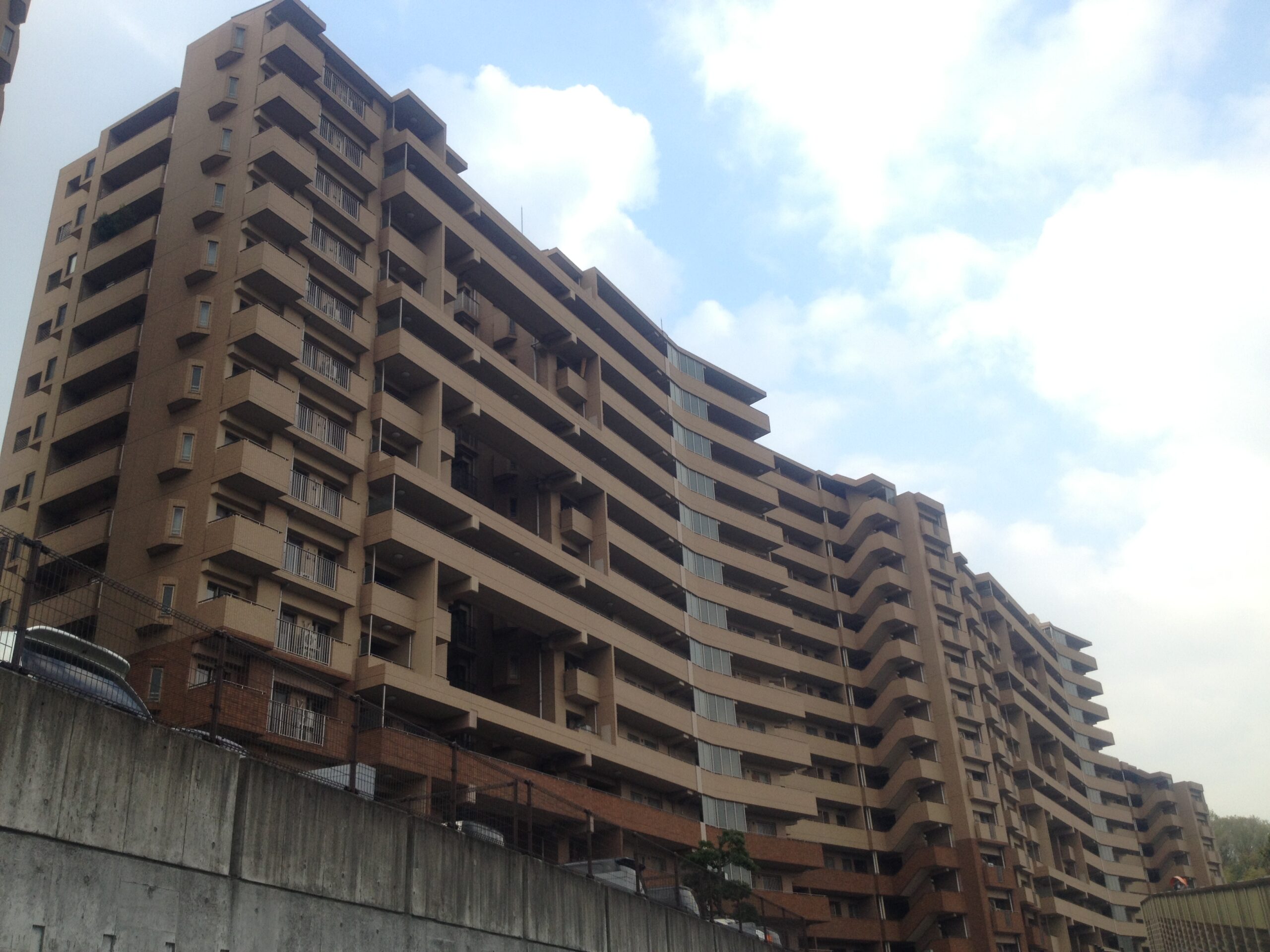 フォルム千里中央B棟 外観