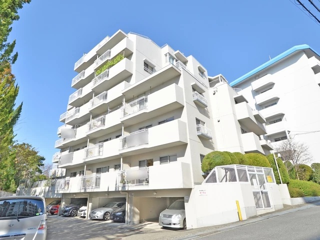 日興緑地公園スカイマンション 外観