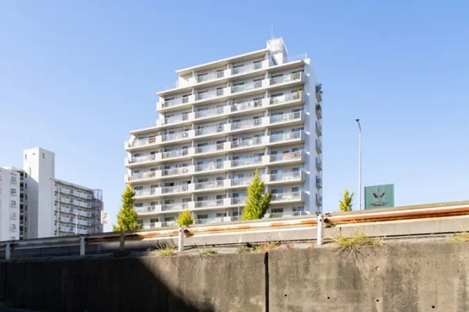 緑地公園パークハイツ６号棟 外観