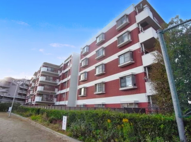 エクセルハイツ豊中上野坂３号館 外観