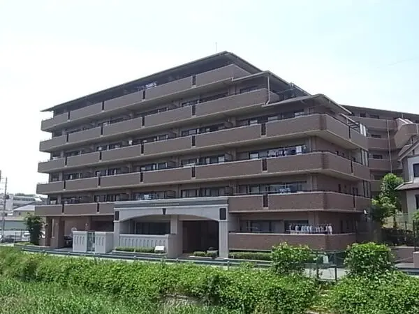 ライオンズマンション豊中春日町 外観