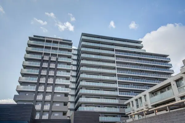 ジオ千里中央ザレジデンス 外観