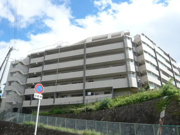 エムプラザ桃山台ガーデンヒル 外観