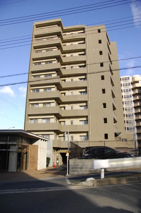 ローレルコート千里中央 外観