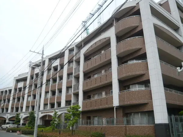 セレッソコート千里中央プレジール 外観