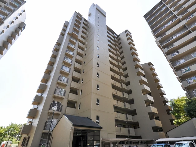 千里中央パークヒルズＤ棟 外観