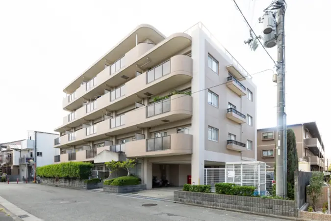 プリメゾン緑地公園 外観