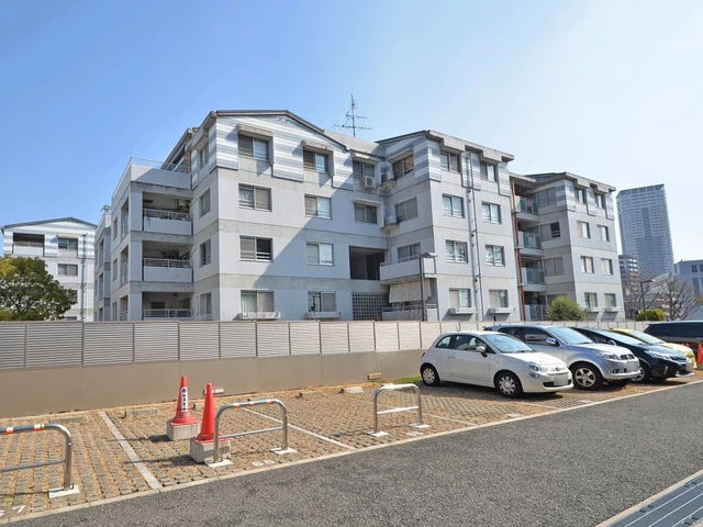 プレステージ新千里西町３号棟 外観