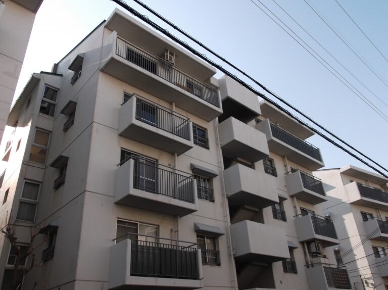 公団千里緑丘団地30号棟の掲載写真