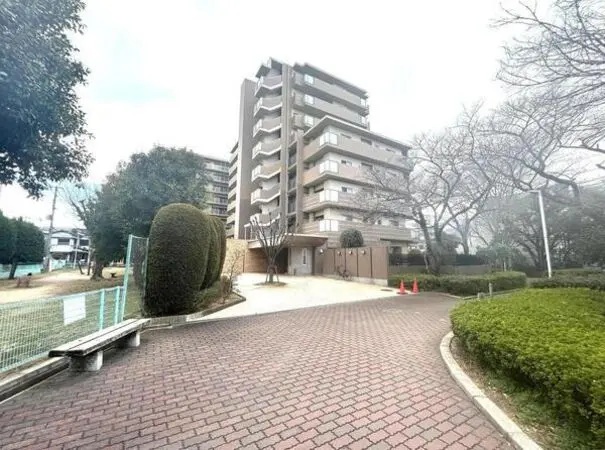 リーデンススクエア豊中大黒町グリーンアベニュー 外観