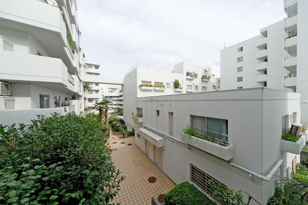 南千里オリーブヴィラＥ棟 外観