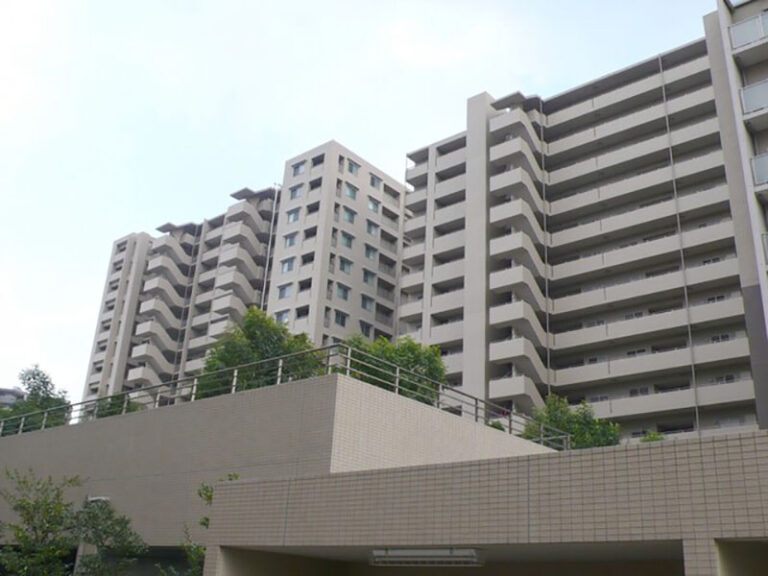 ジオ千里桃山台２番館の掲載写真